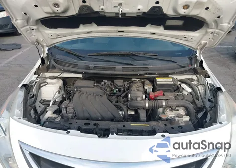 2015 Nissan Versa 1.6 S/1.6 S+/1.6 Sl/1.6 Sv z USA, uszkodzony, nr VIN 3N1CN7AP4FL909277